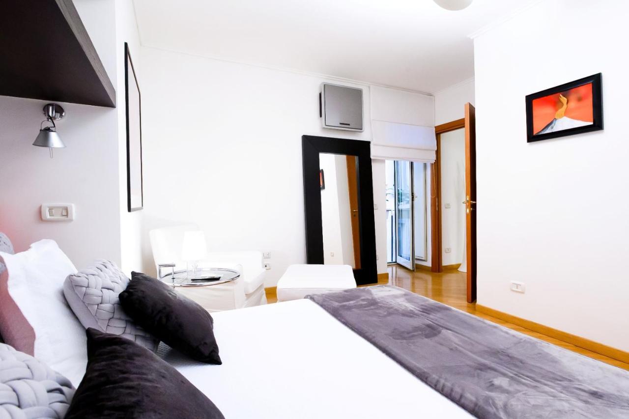 Nipare Suite - Dimore Partenopee Neapel Exteriör bild